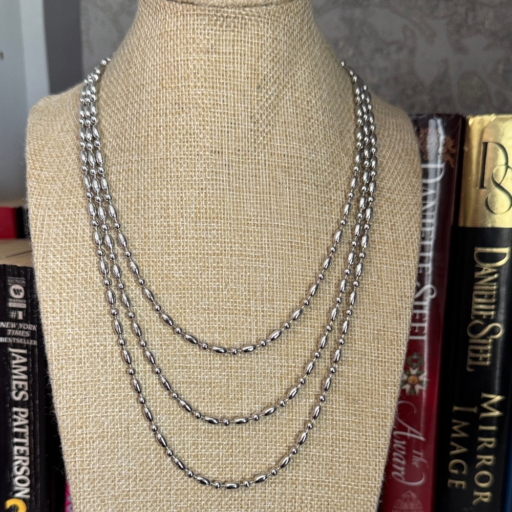 Elegant Silver Beaded Necklace